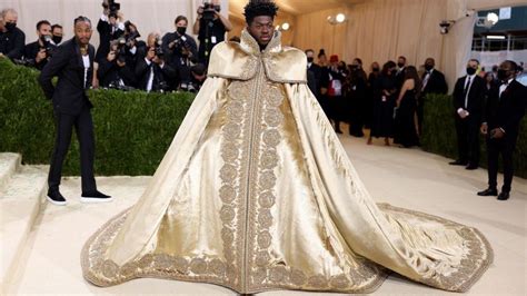 Met Gala 2021: Celebrities show off lavish outfits in New York 